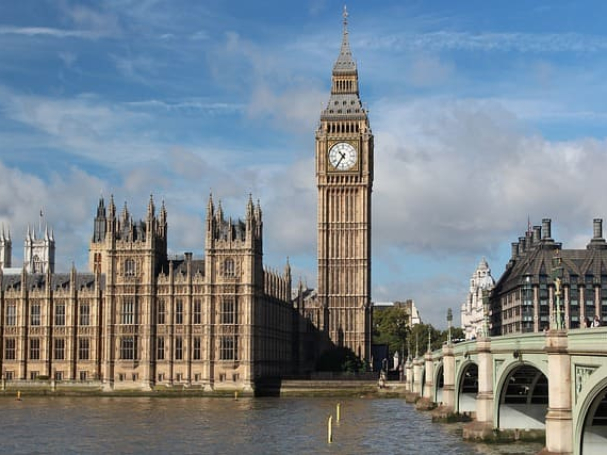 big-ben-1143631_640(1)