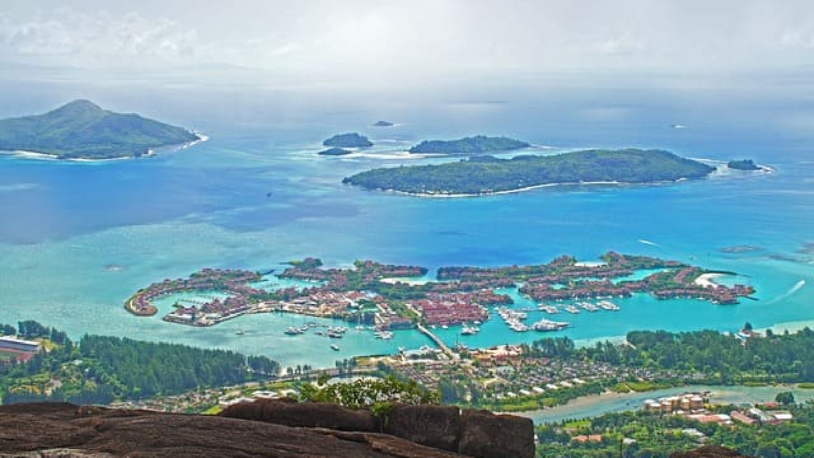 seychelles-1416944_640(1)